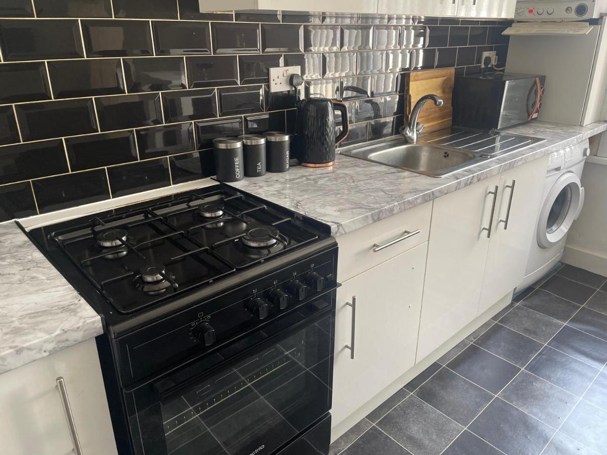 Wizards Corner Spacious 3 Bed Near Watford Junction Watford (Hertfordshire) Exterior foto